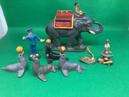 Circus elephant ride kids - circus,