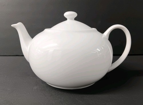 Fitz floyd everyday white - &,