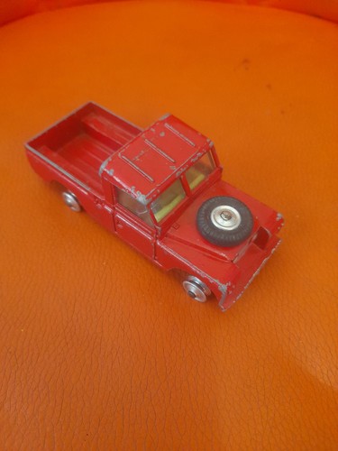 Corgi toys red land rover - red,