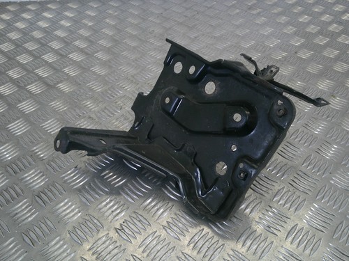 Toyota yaris battery - toyota,