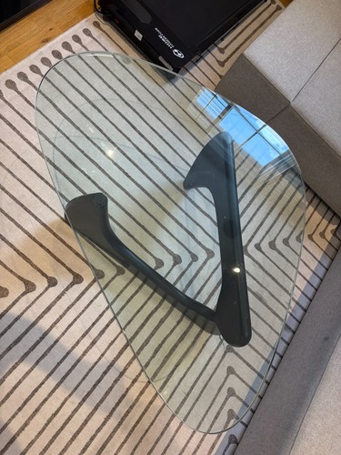 Vitra noguchi coffee - noguchi, table
