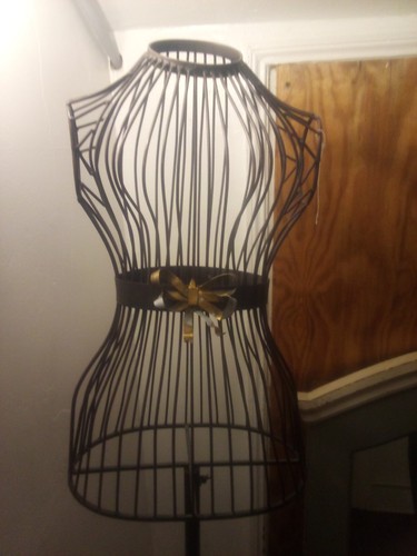 Vintage retro style black wire