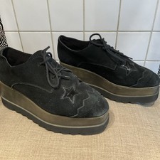 VINTAGE PLATFORM SHOES BLACK SUEDE LACE UPS WITH STARS SIZE 6