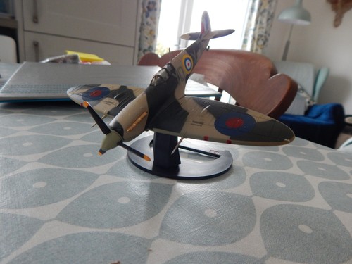 Spitfire model aircraft - spitfire, 1/72