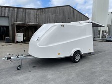 Enclosed single axle - axle, hg