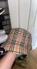 Supreme Burberry Crusher Hat