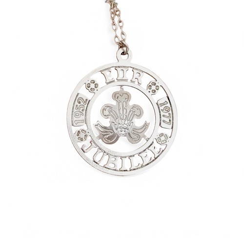 Elizabeth 1977 silver - ii,