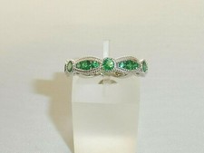  Ladies Art Deco Style 925 Sterling Solid Silver Emerald Round Cut Eternity Ring