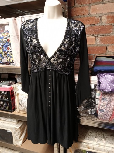Butler wilson embellished - &,