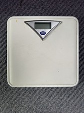 Electreonic Bathroom Scales (Boots brand)