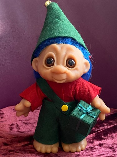 Vintage dam troll - troll, elf