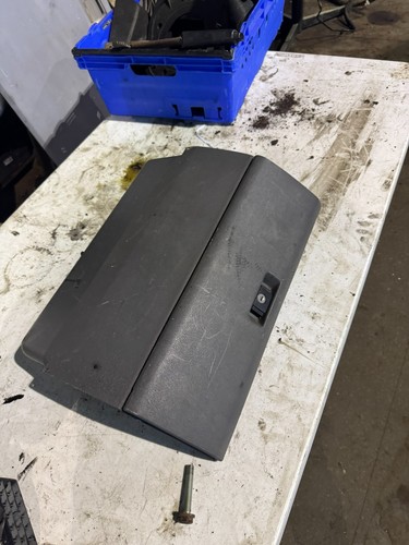 2002 tdi glove box - t4,