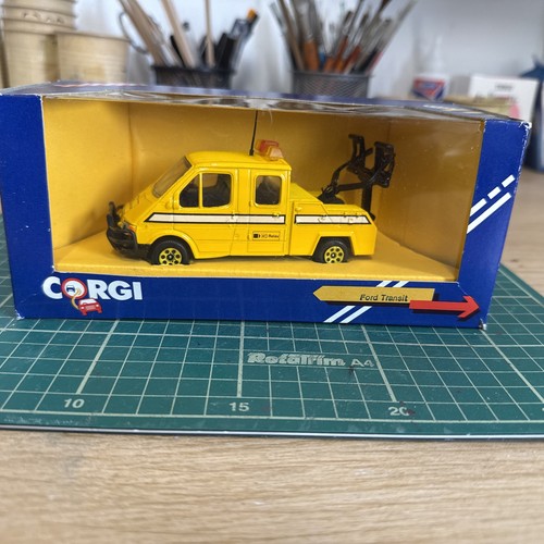 Corgi toys c674 ford transit - c674/1,