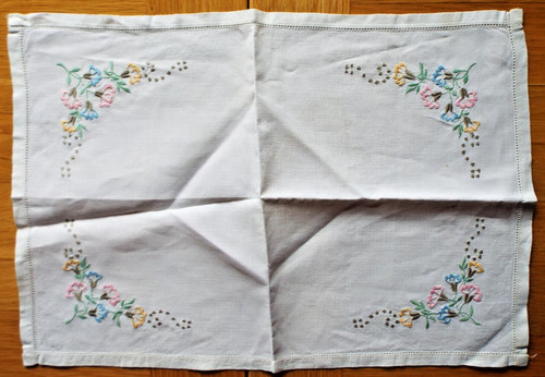 Vintage floral embroidered - vintage,