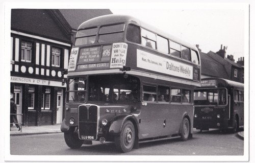 Vintage london bus aec - rt, 1898