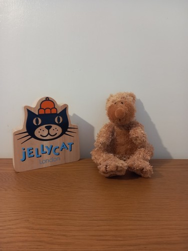 Nwt jellycat small paw - jellycat,