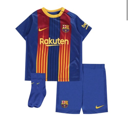 Barcelona full kit 6 9 - barcelona, 6-9