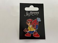 Haven Holidays Bradley Enamel Lapel Pin Badge