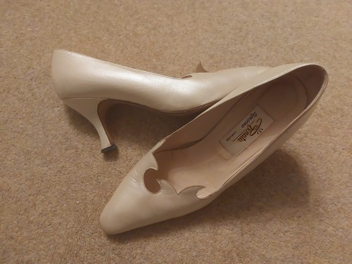 Renata ladies pearlised beige - ladies,