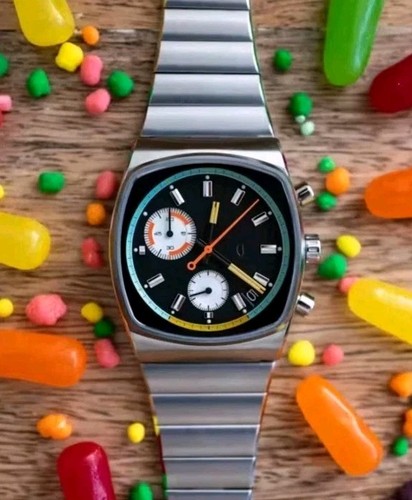 Retro chronograph watch - retro, rouge