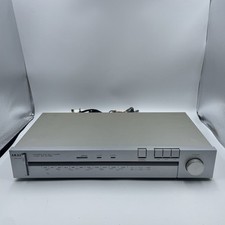 AKAI AT-K110L FM/AM Radio