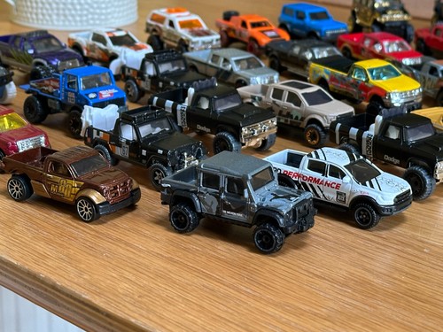 Hot wheels bundle - bundle, 33