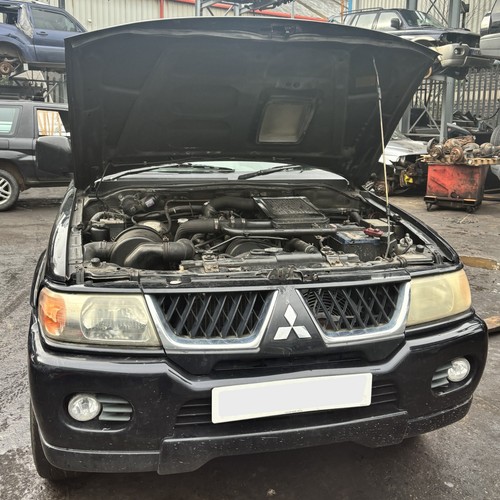 Mitsubishi shogun sport - shogun,