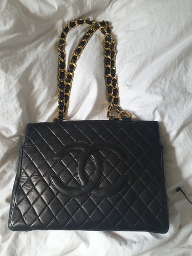 Chanel tote quilted - chanel,