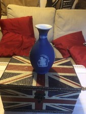 Wedgwood Dark Blue jasperware