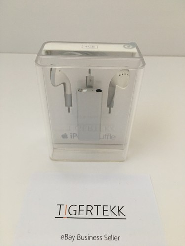 New sealed rare apple ipod - sealed*,