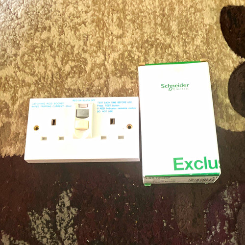 Schneider electric exclusive - schneider,