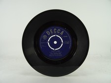 THE BACHELORS HAPPY LAND (73)