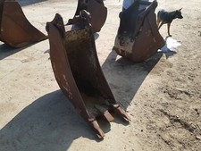 450mm Excavator Trenching