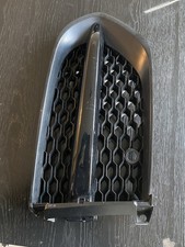 2018 Jaguar F Pace R Sport Genuine Right Side Front Grill