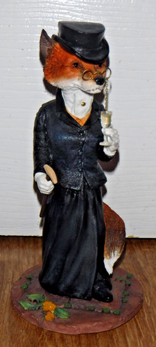 Border fine arts fox figurine - border,