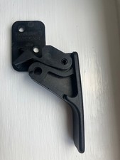 Jaguar XJ8  and XJR Bonnet Release Lever Handle Black HNC2560AB RH
