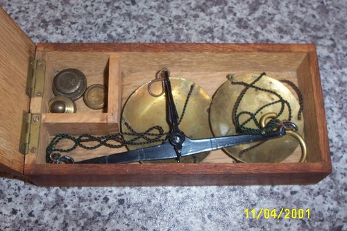 Vintage apothercary chemist - vintage,
