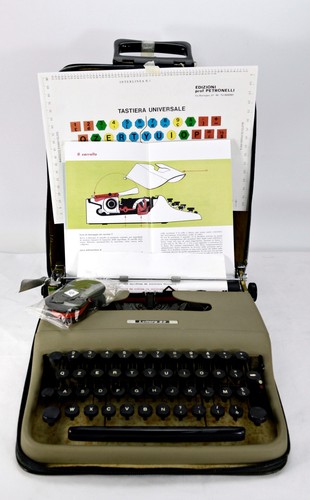 Olivetti letter typewriter - letter,