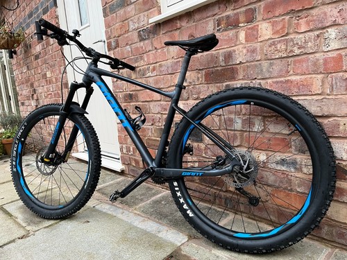 Great condition giant fathom - giant,