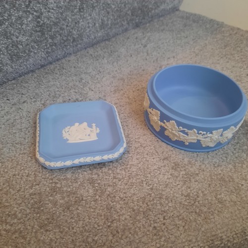 Pieces wedgewood - 2, of