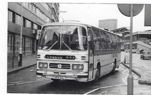 Bus photo hfn30l east - bus, kent