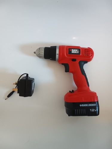 Black and decker drill - black,