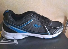 NEW Everlast Running Shoes