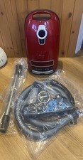 MIELE C3 CAT & DOG VACUUM