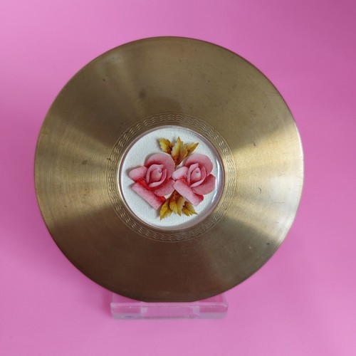Vintage rage powder compact - le,
