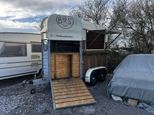 Mobile horse box converted bar - box,