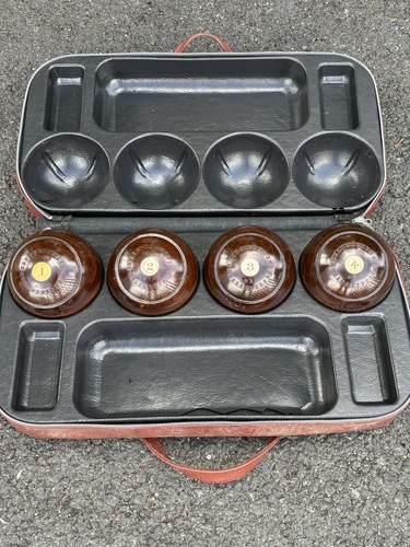 Vintage wooden lawn - vintage, bowls