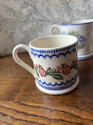 Brixton pottery creeping briar - creeping,