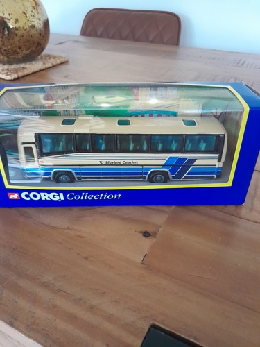 Corgi collection 32601 plaxton - corgi,