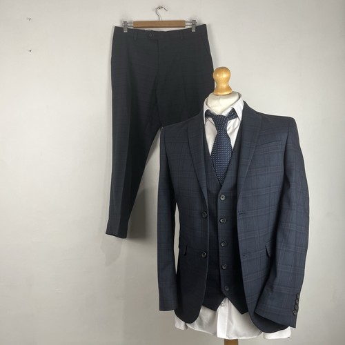 Next piece suit - men's, 36s